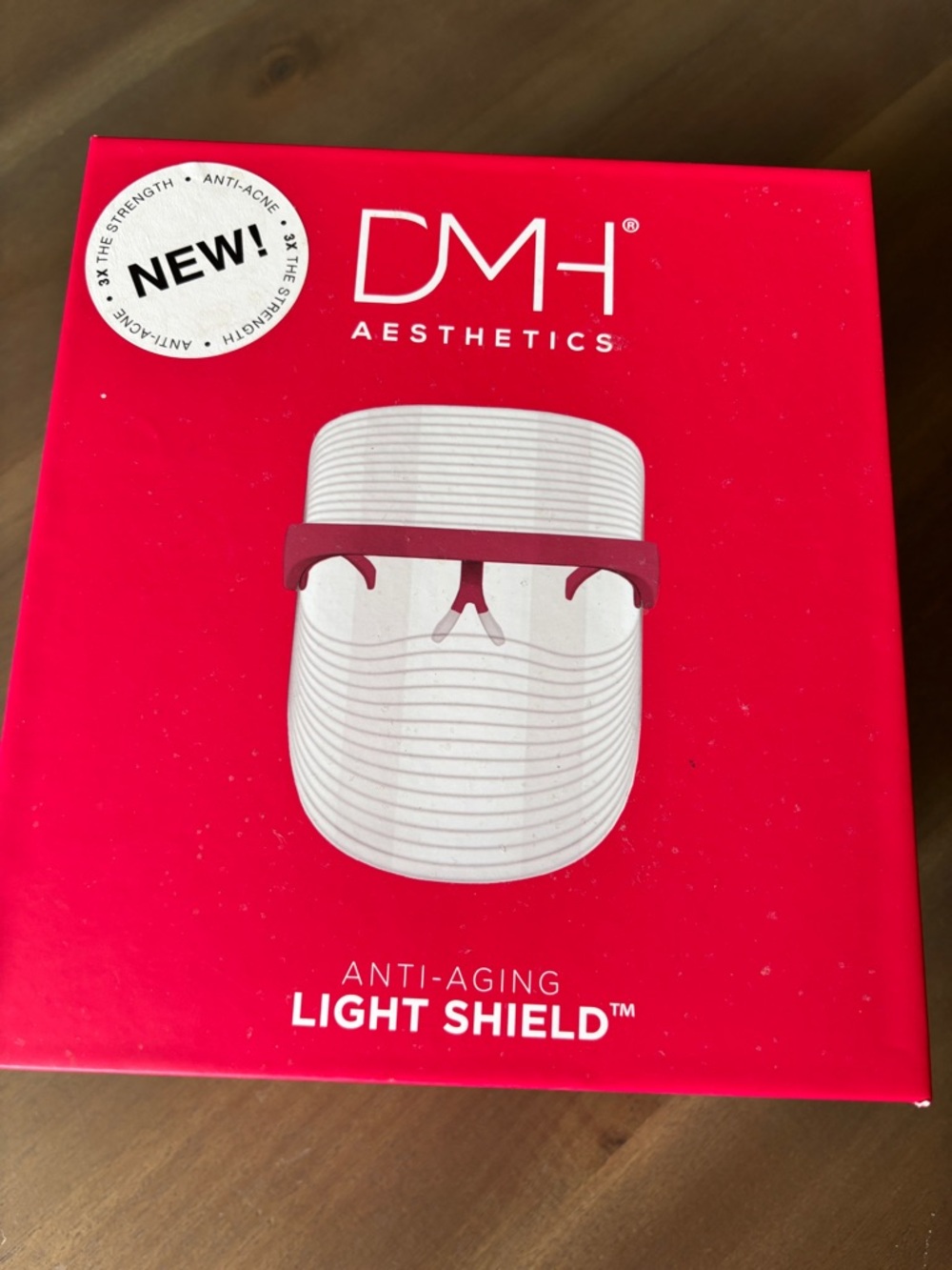 DMH Aesthetics Anti-Aging Light Shield - Red & White Box